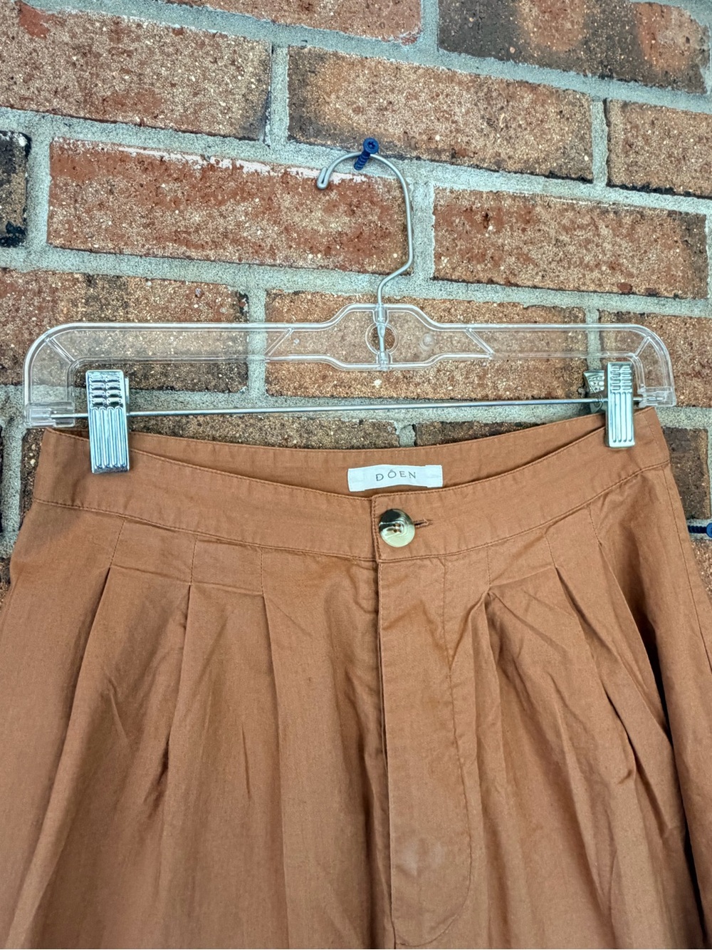 Doen Pleated Trousers